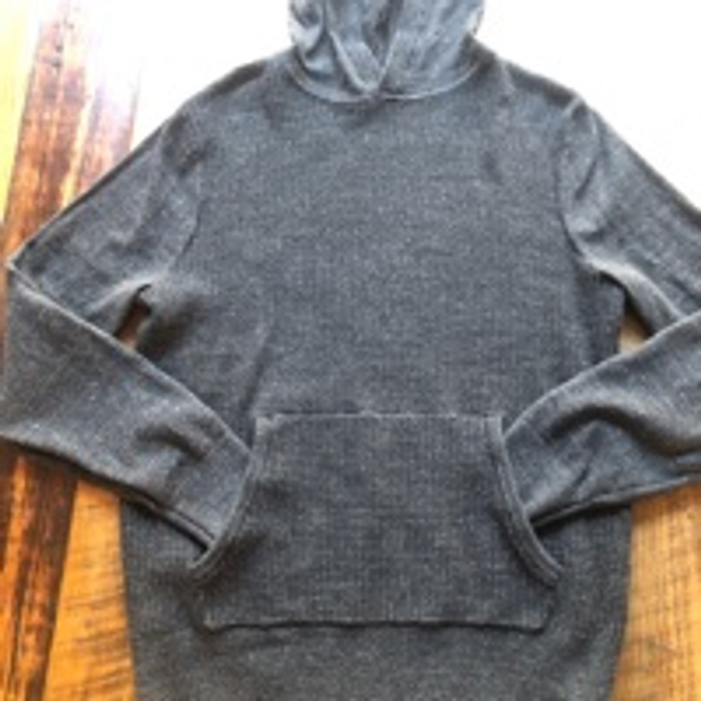 Men's Gap Gray Hoodie Size M